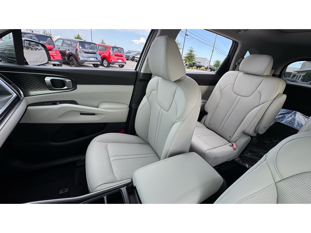 2025 Kia Sorento Hybrid EX photo 8
