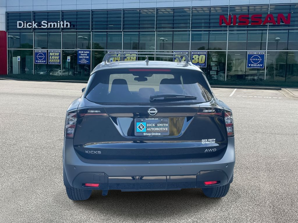 2026 Nissan Kicks SV photo 4