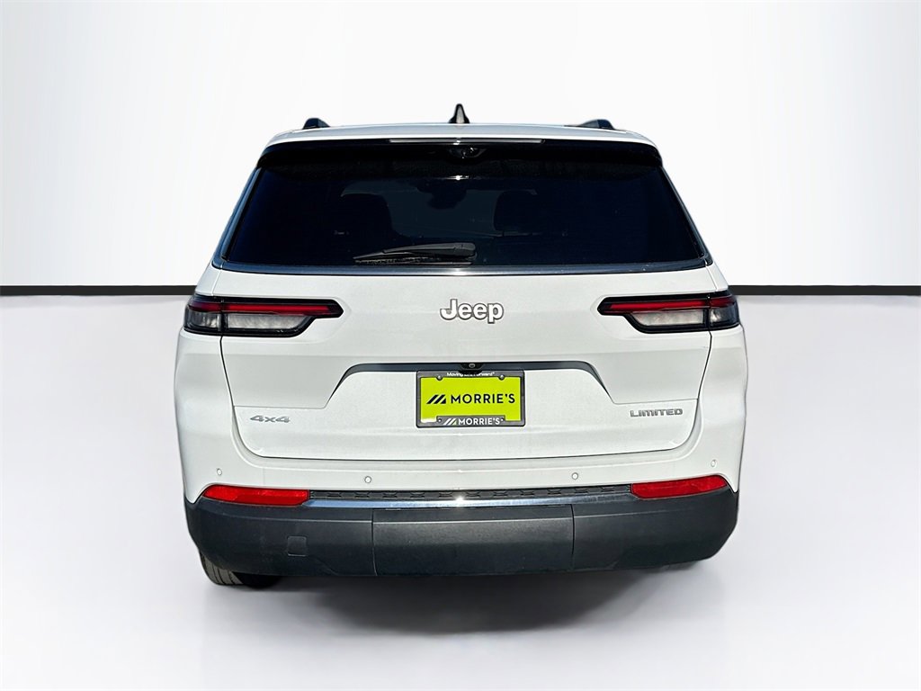 2024 Jeep Grand Cherokee Limited photo 3