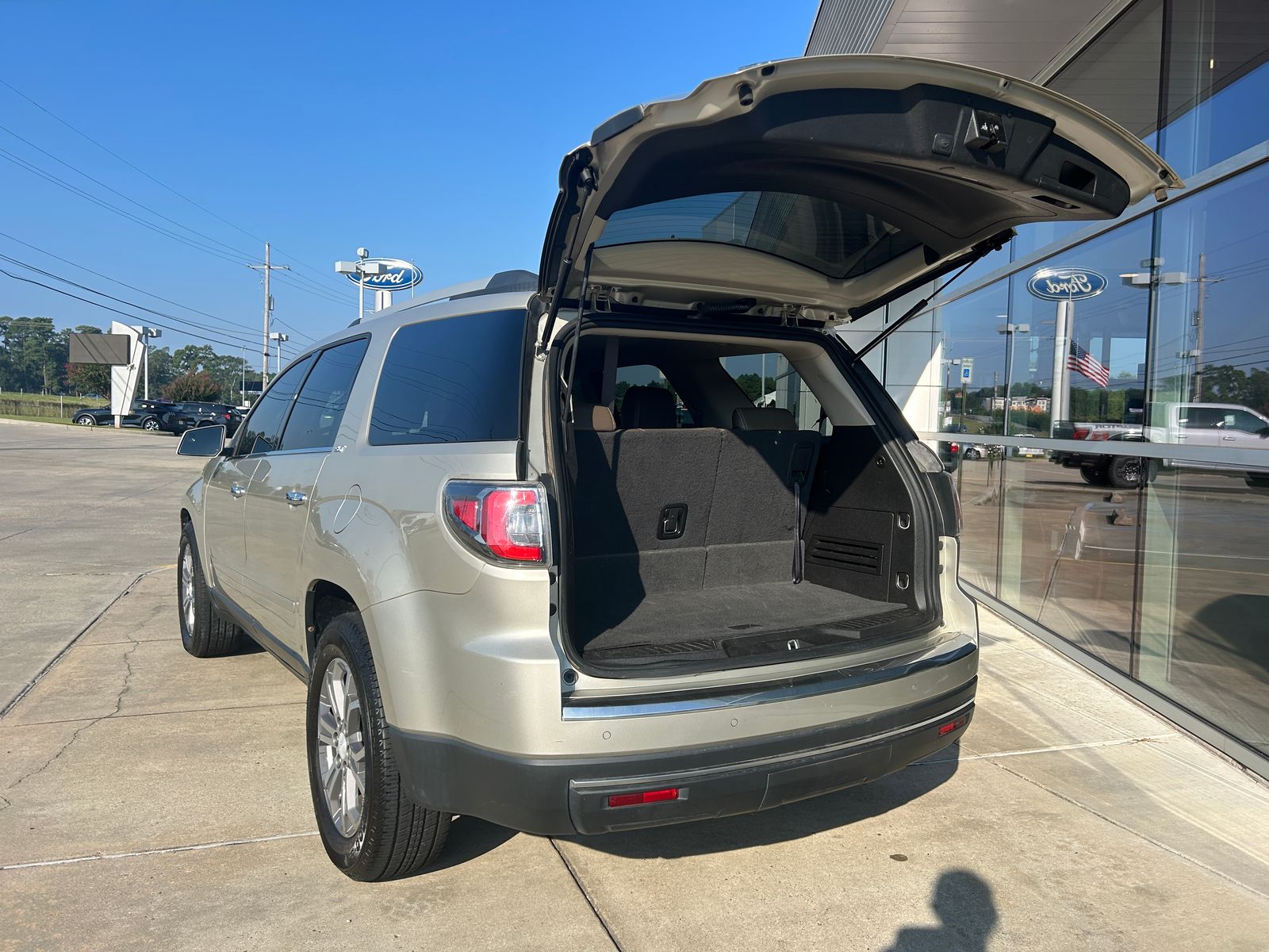 2013 Gmc Acadia SLT photo 19