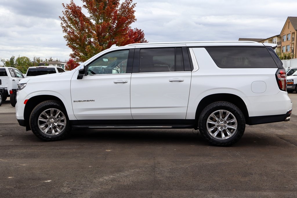 2023 Chevrolet Suburban Premier photo 3