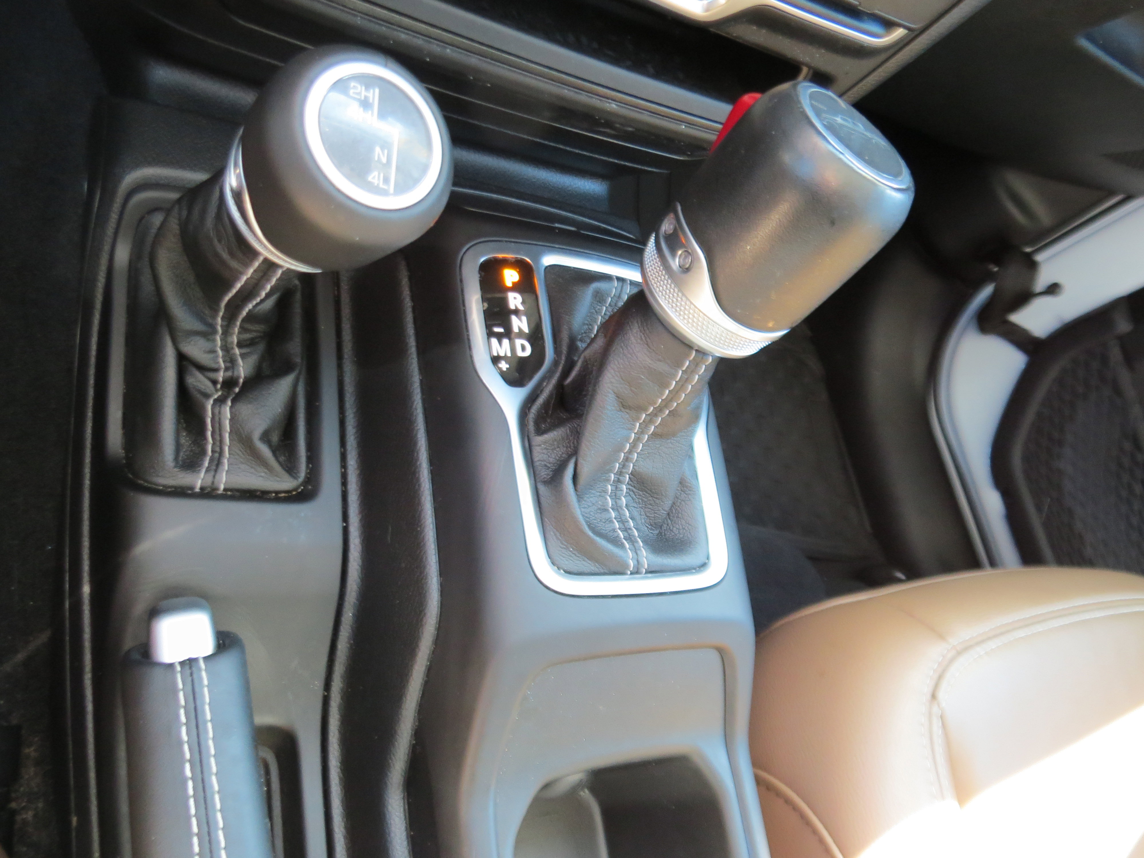 2023 Jeep Gladiator Overland photo 29