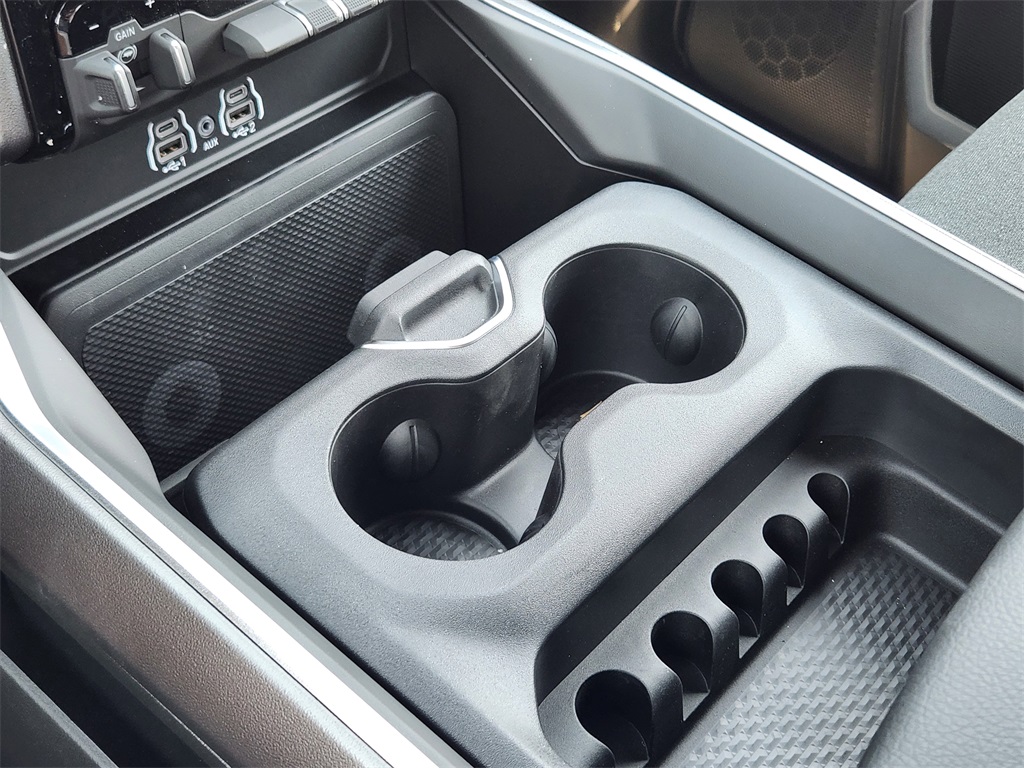 2026 Ram 2500 Big Horn photo 15