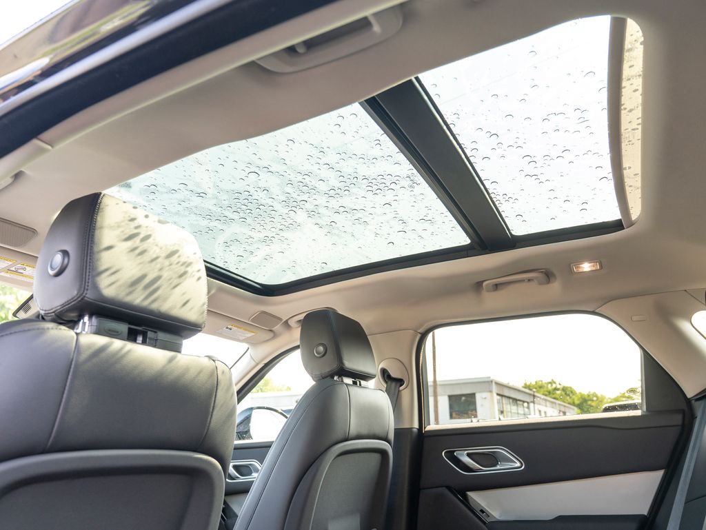 2024 Land Rover Range Rover Velar S Velar photo 24