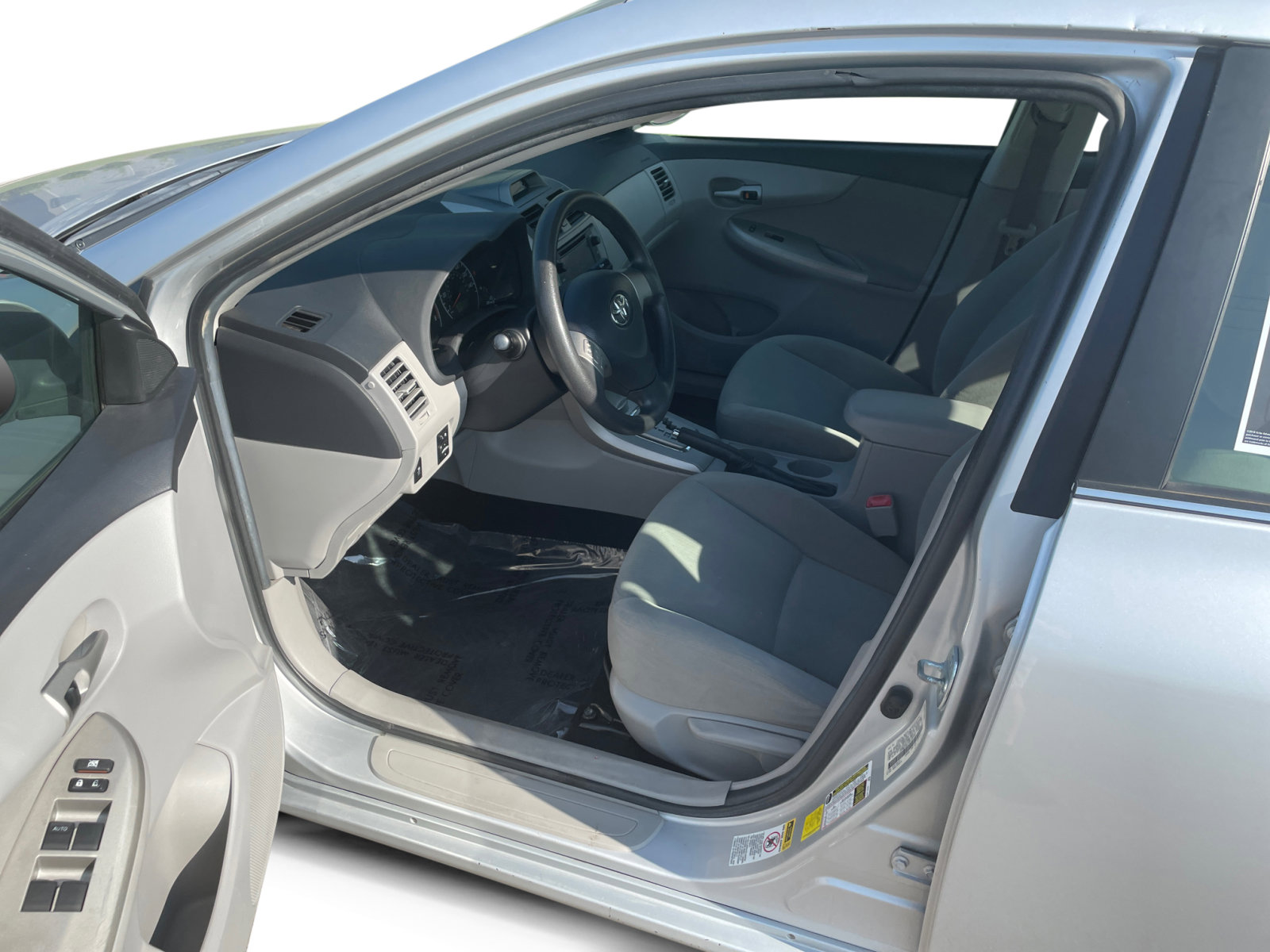 Used 2013 Toyota Corolla LE with VIN 5YFBU4EE1DP137114 for sale in Kansas City