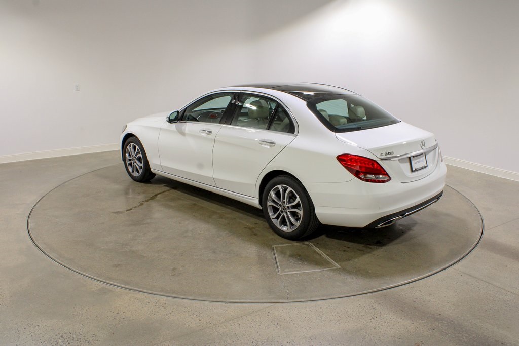 2018 Mercedes Benz C 300 4MATIC photo 3
