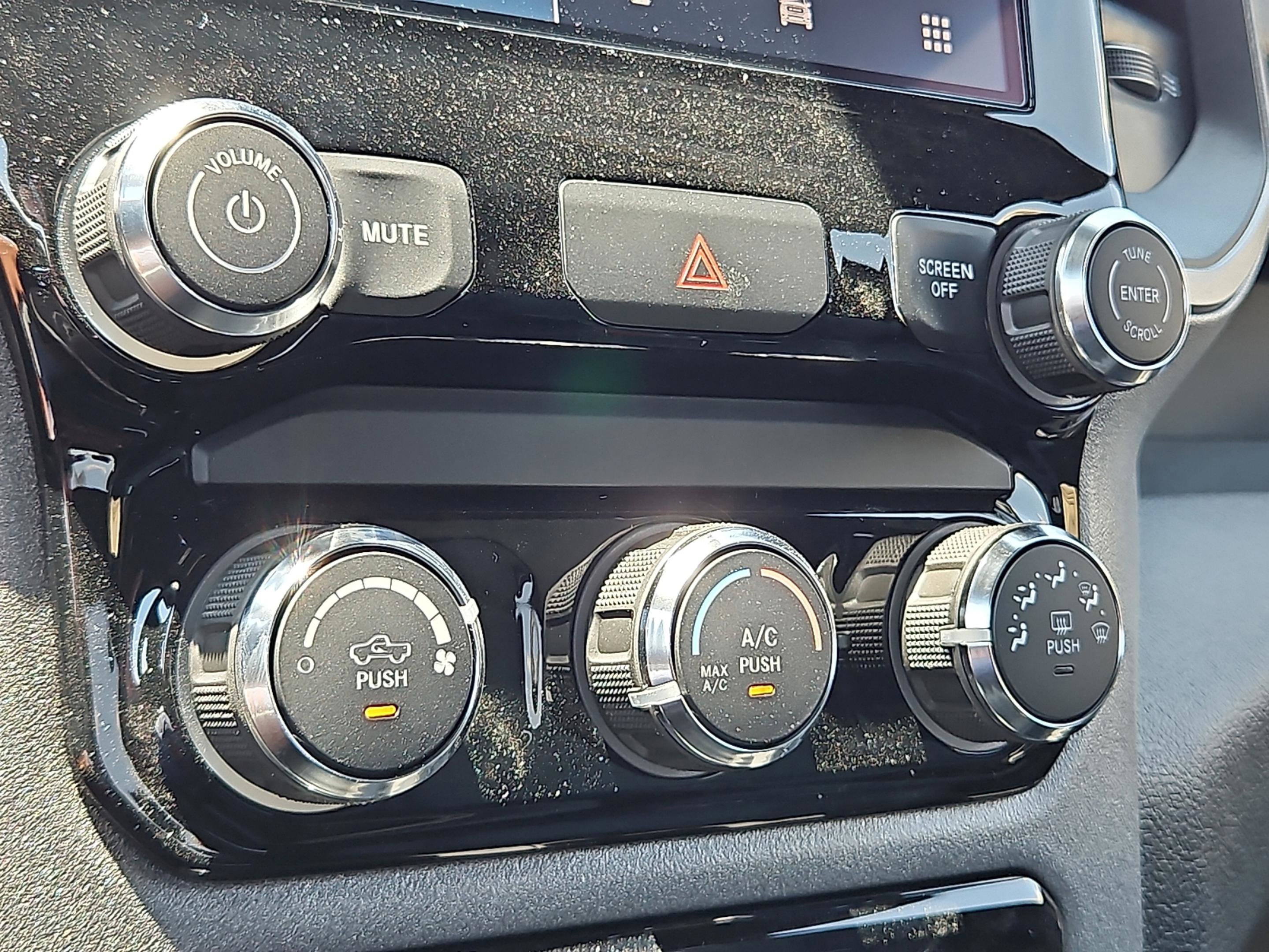 2025 Ram 2500 Tradesman photo 18