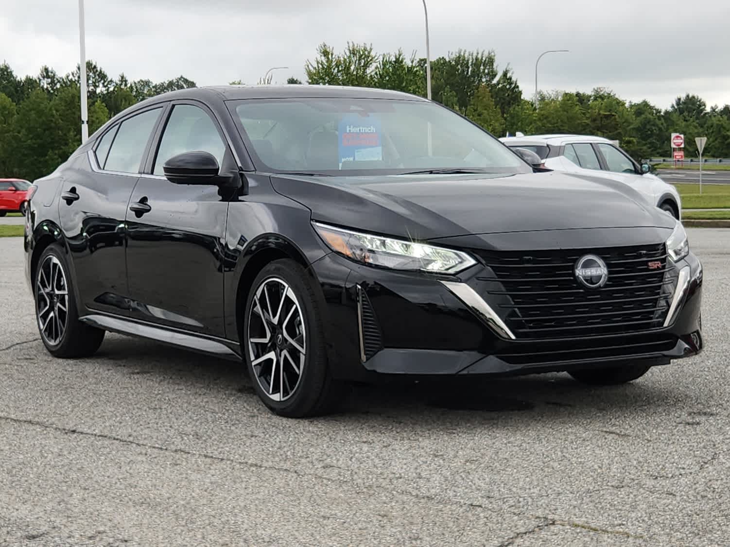 2025 Nissan Sentra SR photo 2