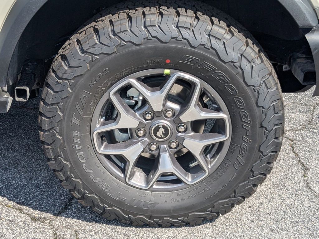 2025 Ford Bronco Badlands photo 10
