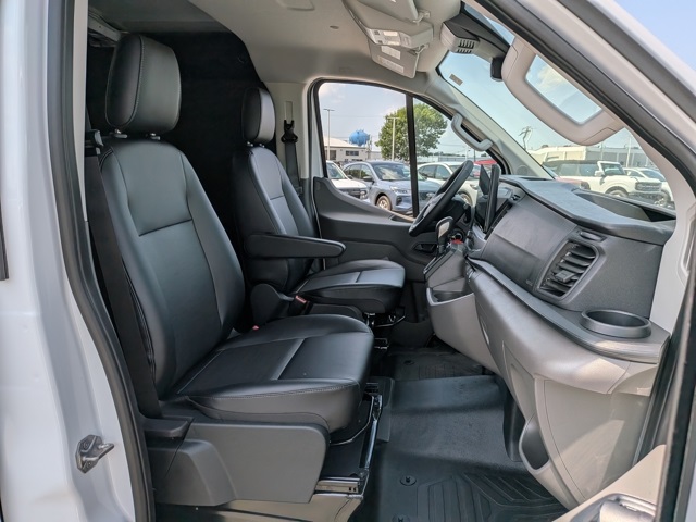 2025 Ford Transit photo 15