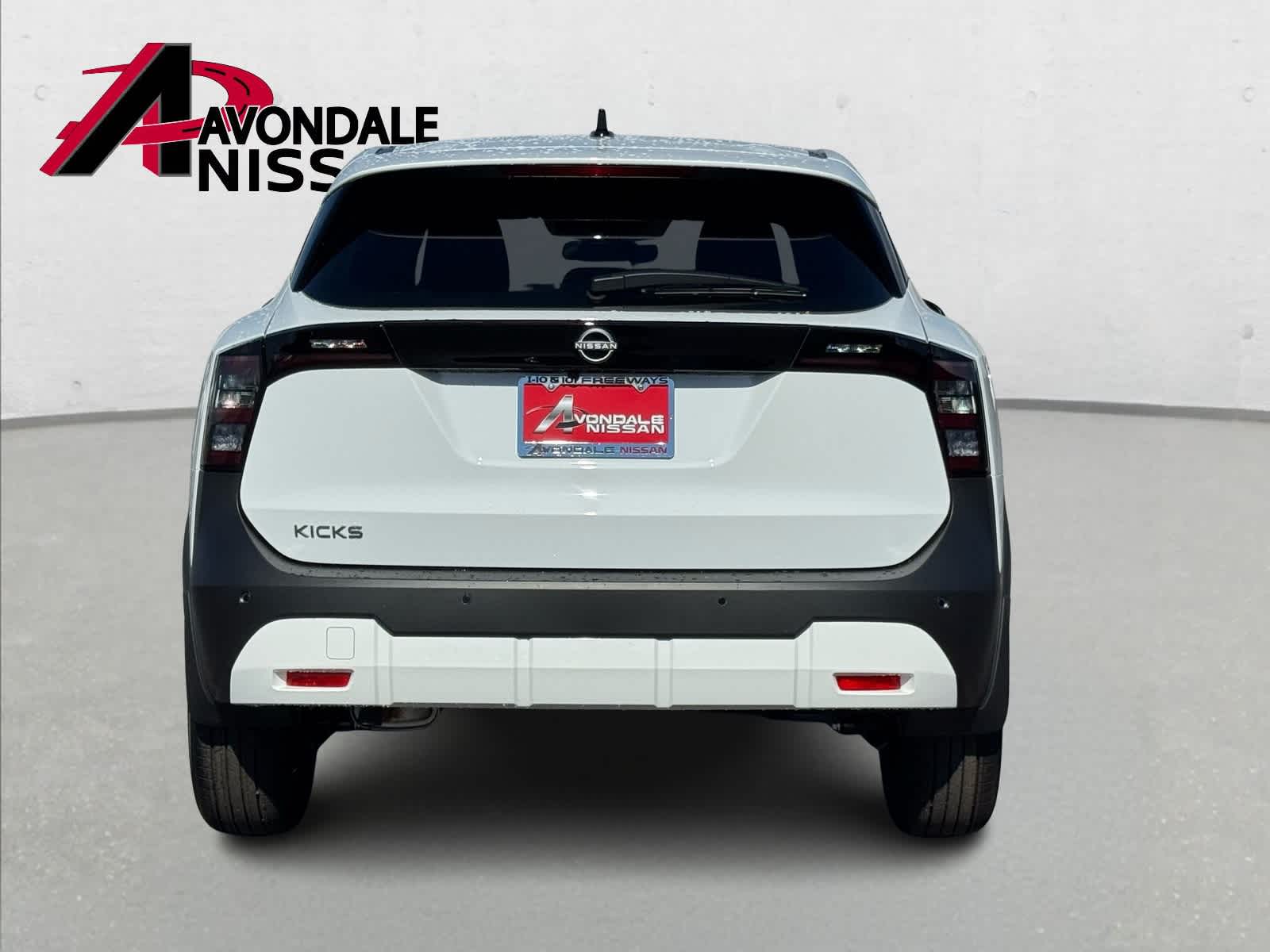 2026 Nissan Kicks S photo 4