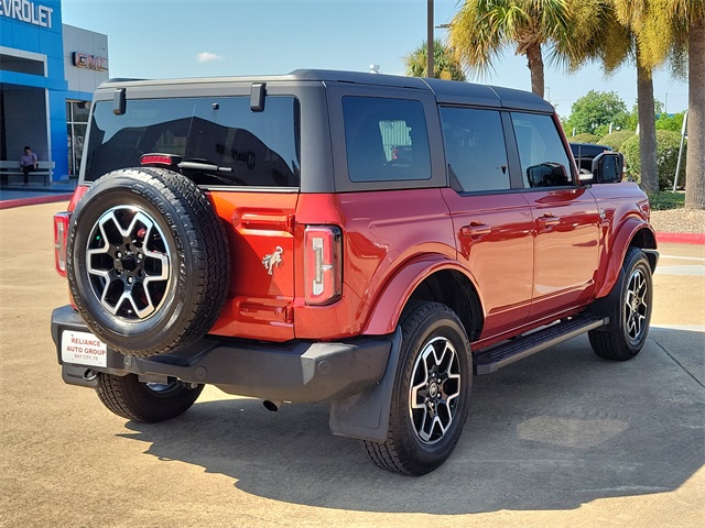 2024 Ford Bronco Outer Banks photo 7