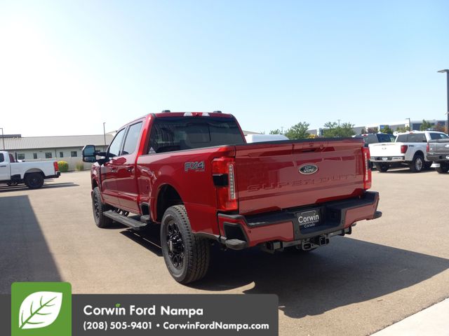 2025 Ford F-350 Lariat photo 2