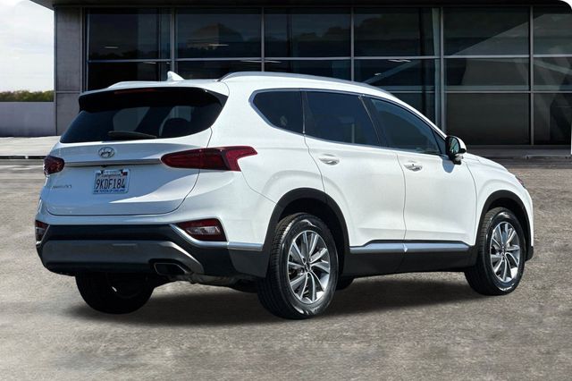 2020 Hyundai Santa Fe SEL photo 2