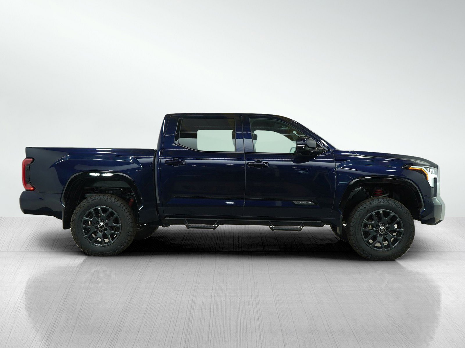 2024 Toyota Tundra Platinum photo 6