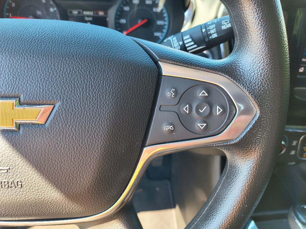 2021 Chevrolet Traverse LS photo 19