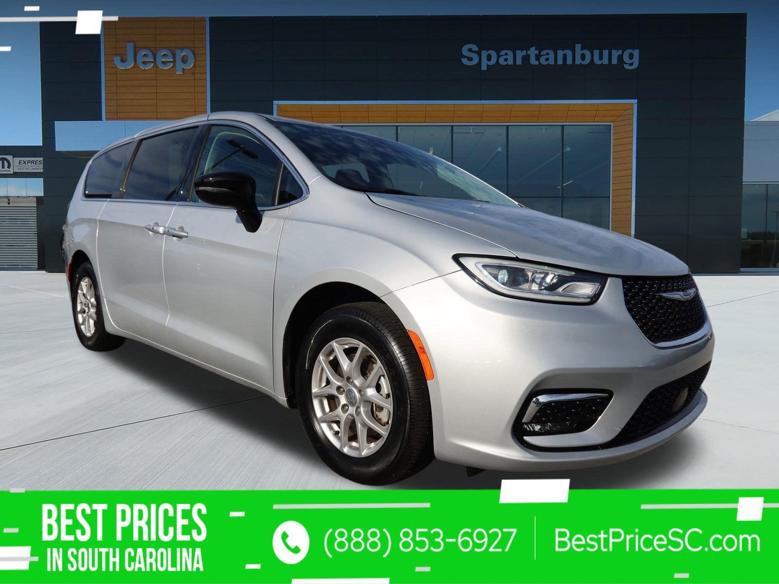 2024 Chrysler Pacifica Touring L