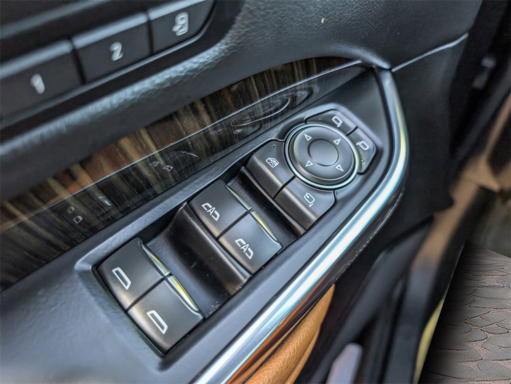2022 Cadillac XT4 Premium Luxury photo 9