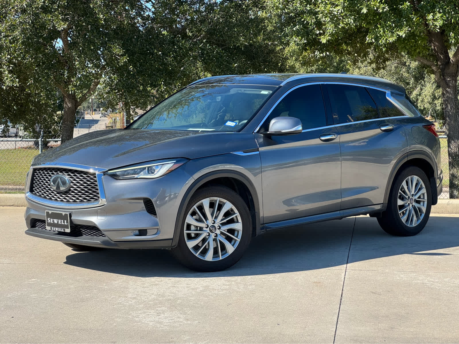 2023 INFINITI QX50 Luxe's photo