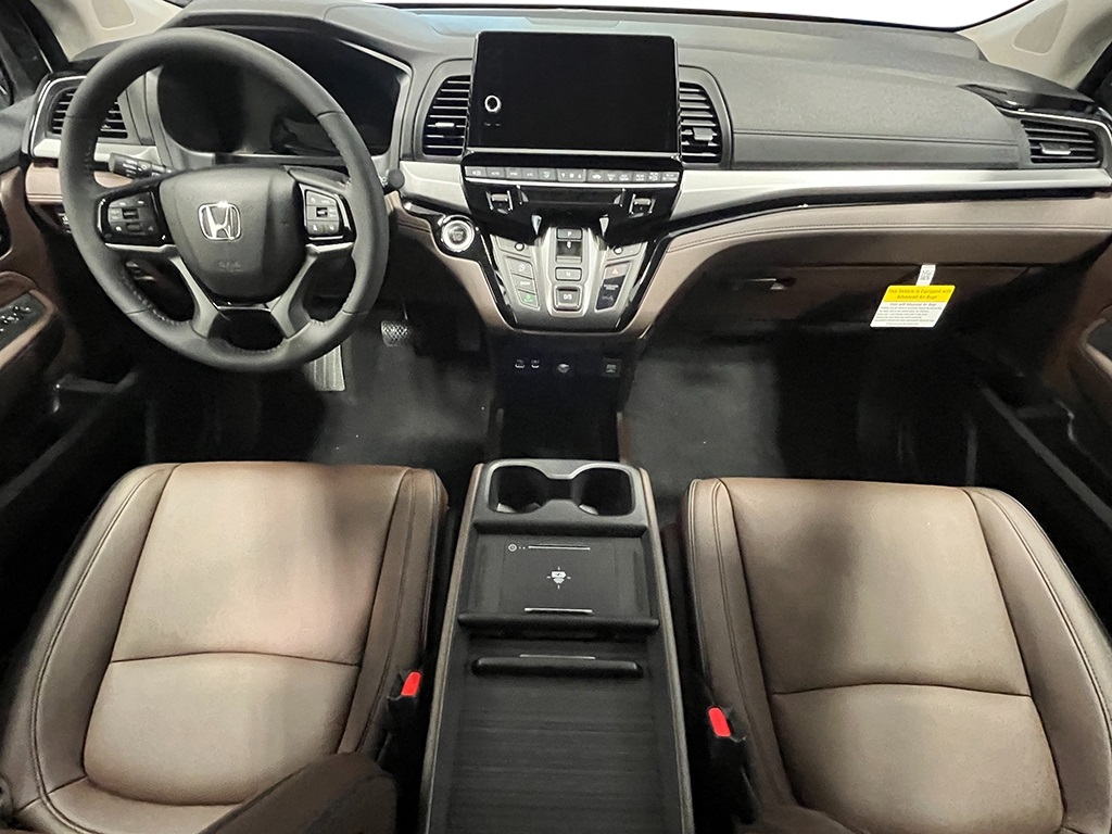 2026 Honda Odyssey Touring photo 23