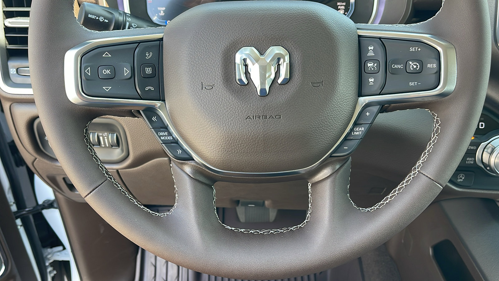 2025 Ram 1500 Laramie photo 24