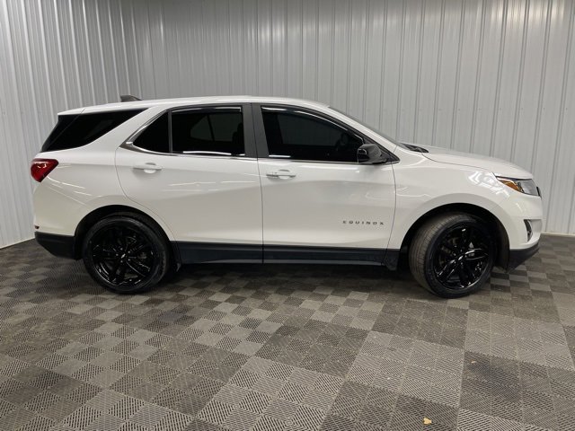 2021 Chevrolet Equinox LT photo 2