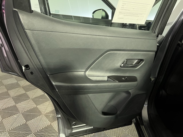 2025 Nissan Kicks S photo 20