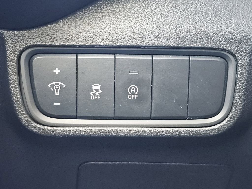 2023 Kia Soul LX photo 4