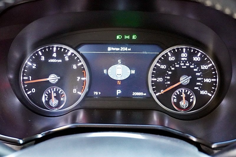 Used 2022 Silver Kia SX image 36