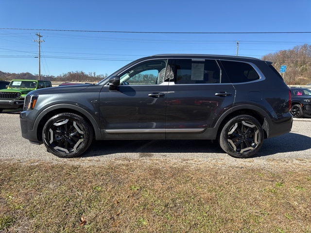 2024 Kia Telluride S photo 4