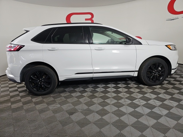 2024 Ford Edge SE photo 8