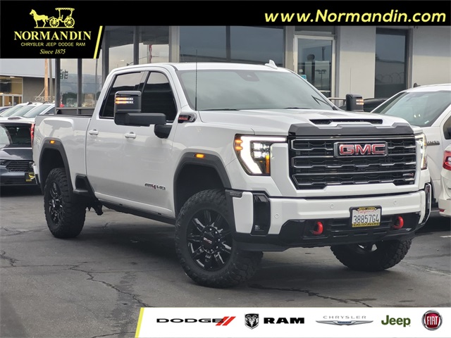 2025 GMC Sierra 2500HD AT4's photo