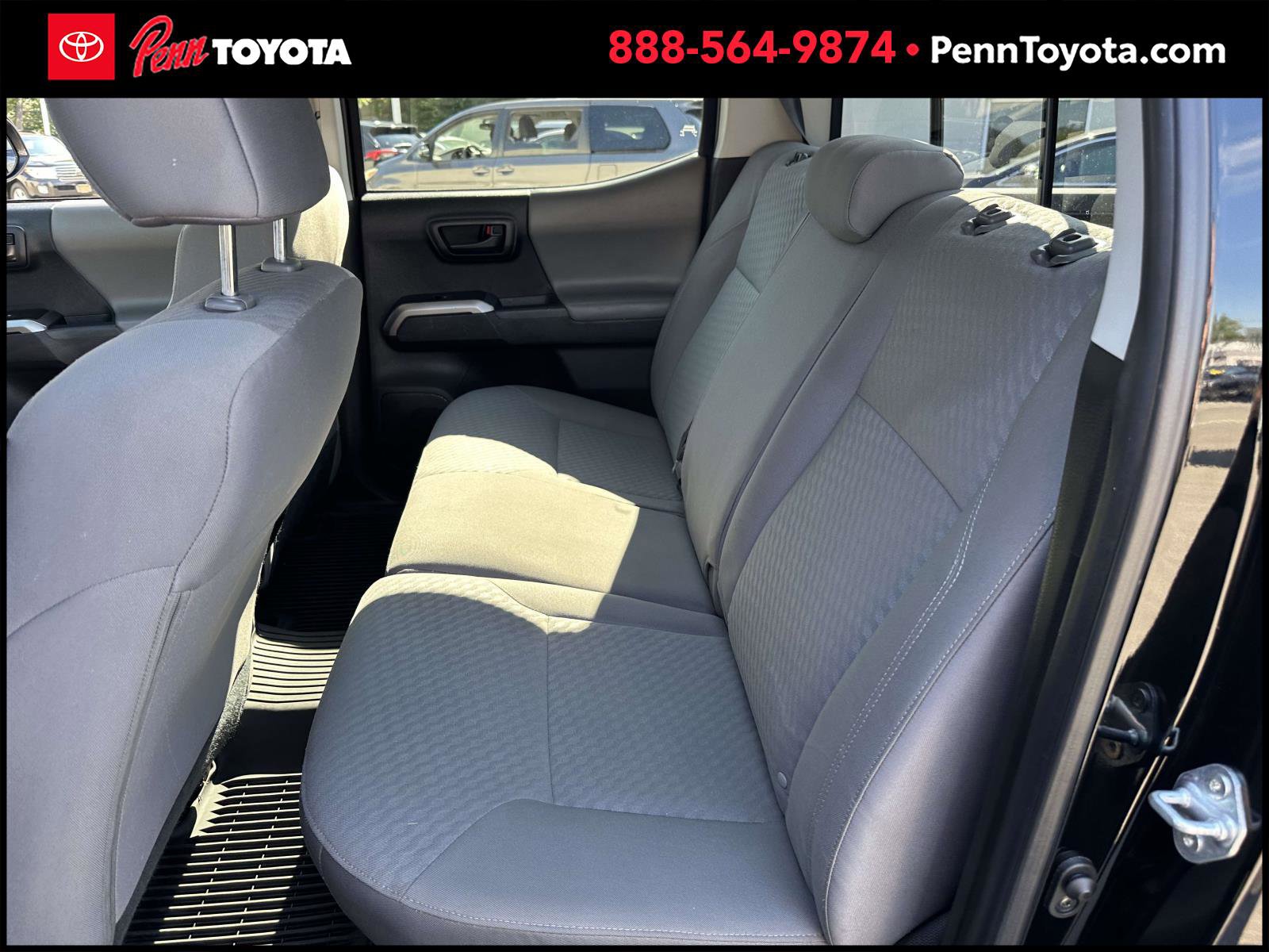 2023 Toyota Tacoma SR5 4x4 photo 18