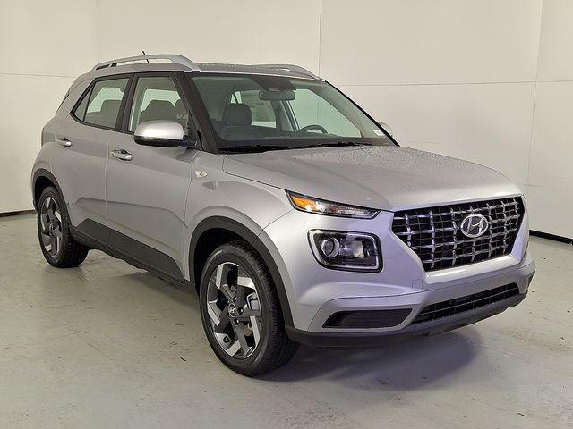 2026 Hyundai Venue SEL's photo