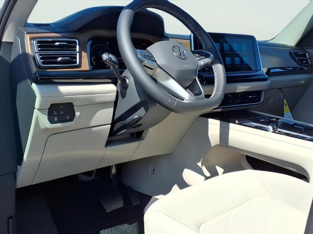 2026 Volkswagen Atlas SE Technology photo 15