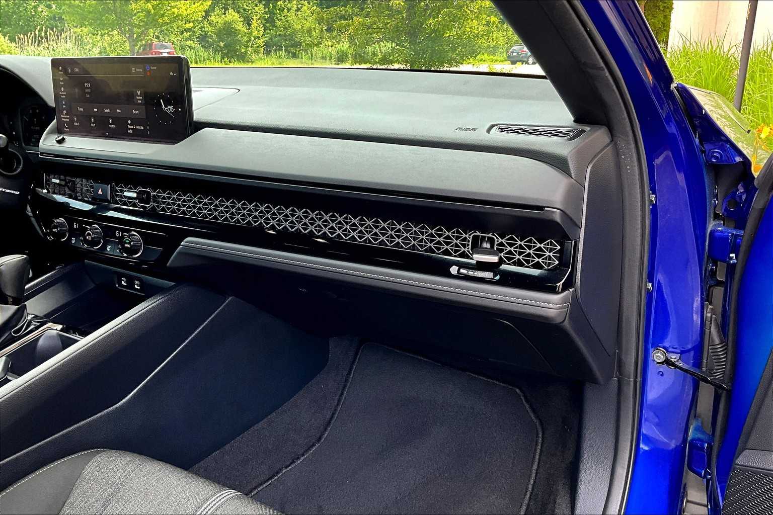 2023 Honda Accord Hybrid Sport photo 17