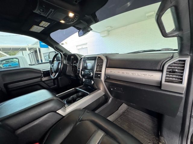 2021 Ford F-250 photo 16