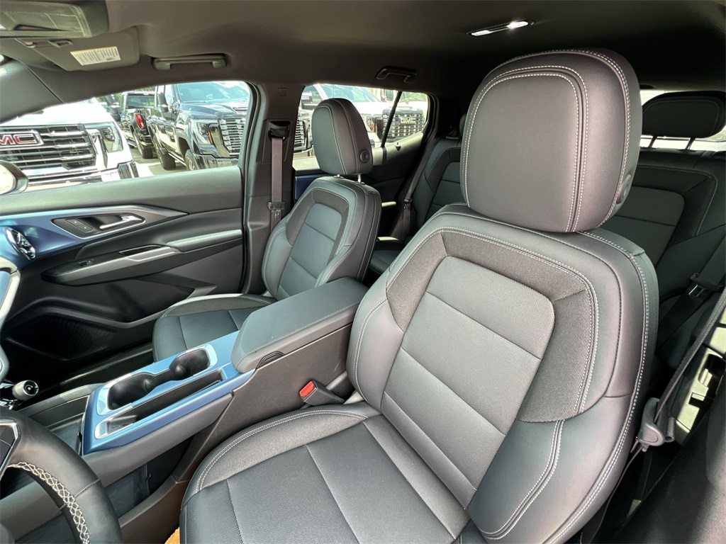 2024 Chevrolet Equinox EV 1LT photo 13