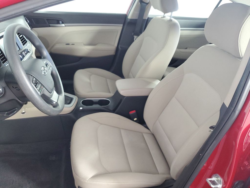 2018 Hyundai Elantra SEL photo 12