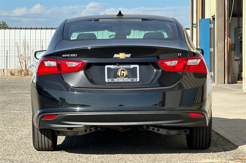 2023 Chevrolet Malibu 1LT photo 3