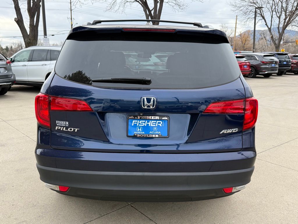 2016 Honda Pilot EX-L photo 4