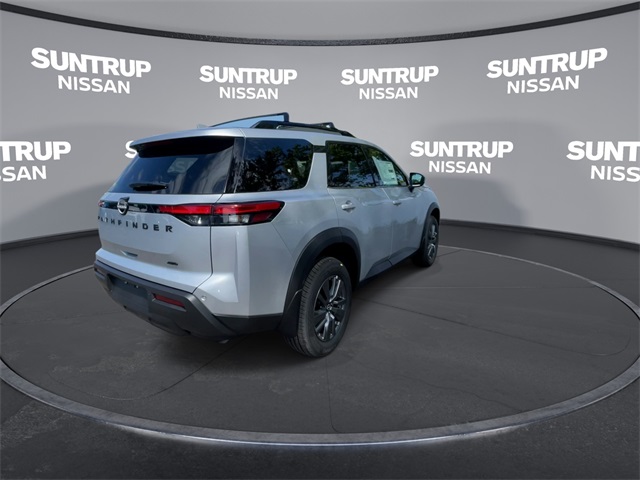 2025 Nissan Pathfinder SV photo 8