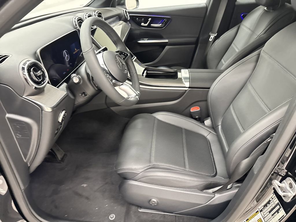 2026 Mercedes Benz GLC 300 photo 8