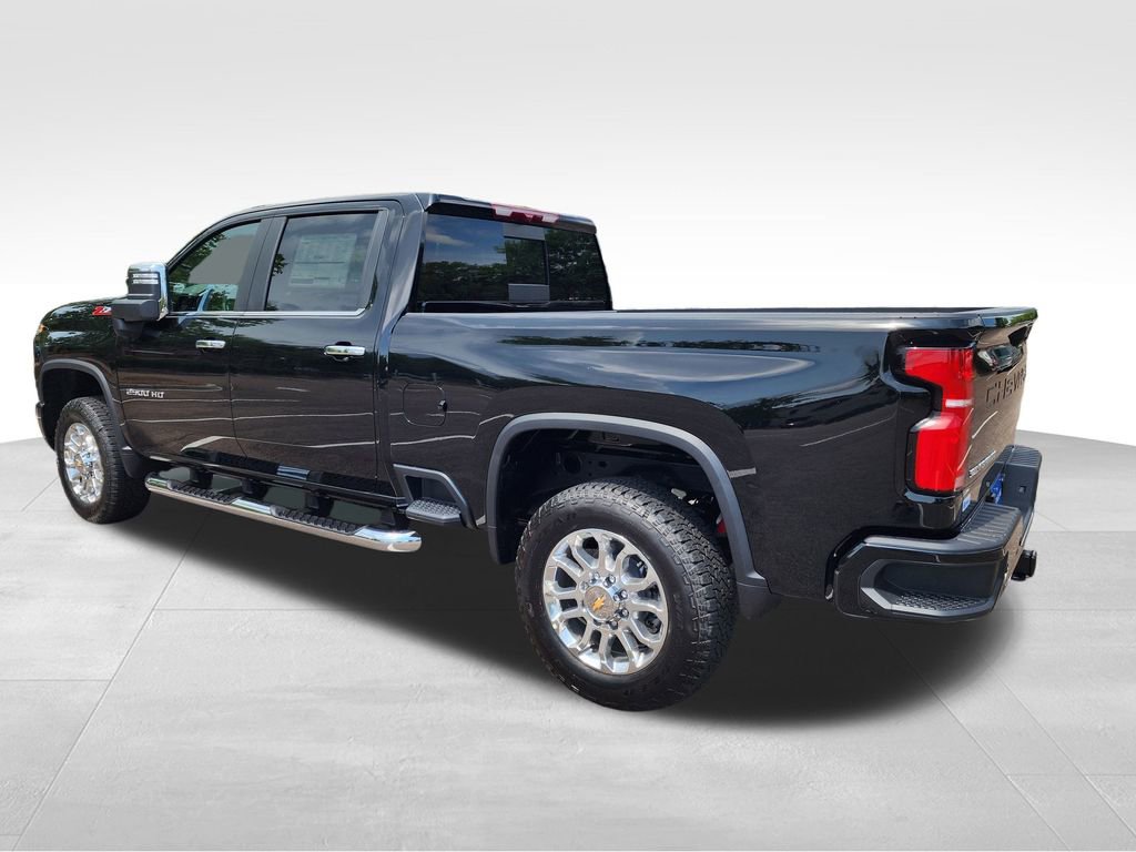 2025 Chevrolet Silverado 2500HD LT photo 5