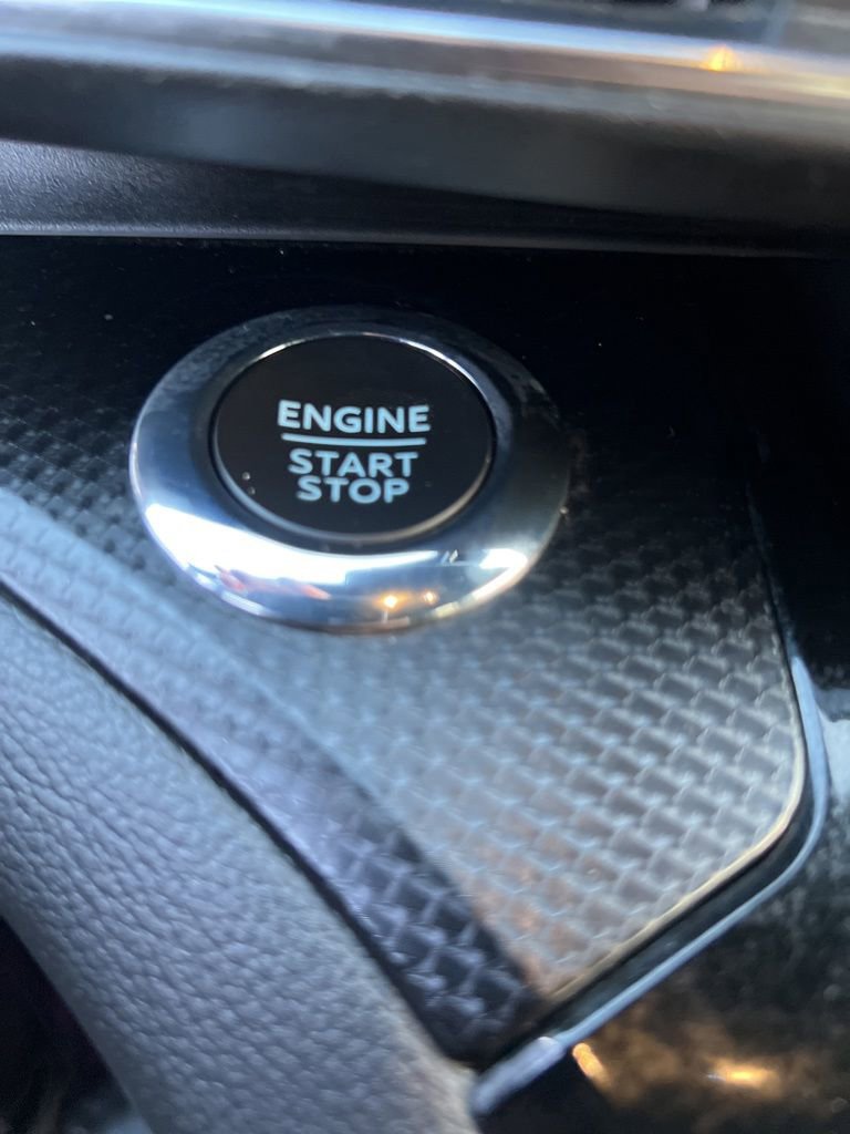 2022 Ford Explorer ST photo 16