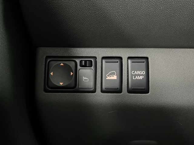 2018 Nissan Frontier SV photo 22