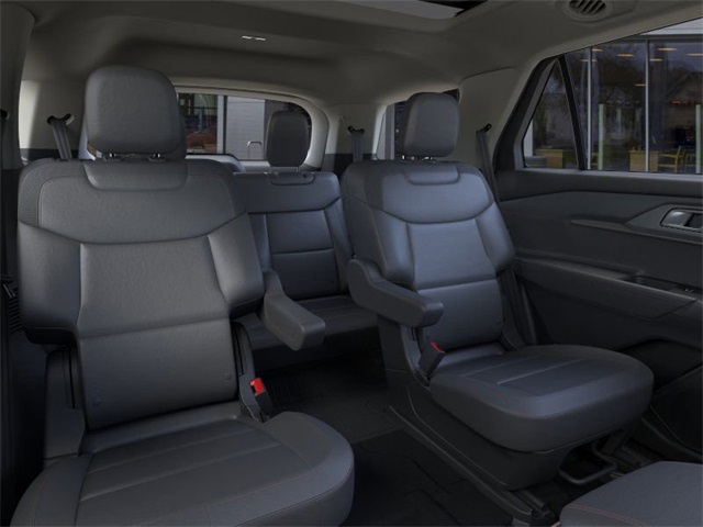 2025 Ford Explorer photo 10