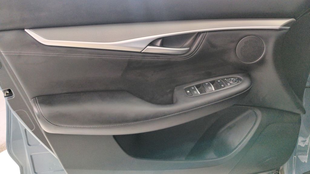 2023 Infiniti QX55 Luxe photo 22