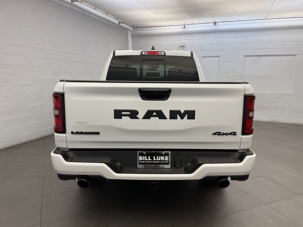 2025 Ram 1500 Laramie photo 3