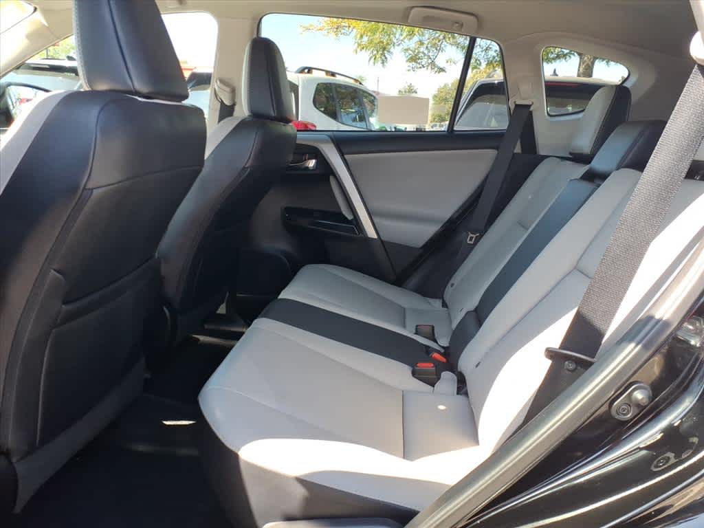 2017 Toyota RAV4 Limited SE Platinum photo 13